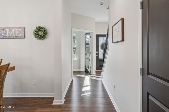 5142 Wildlife Circle, Piney Flats, TN 37686