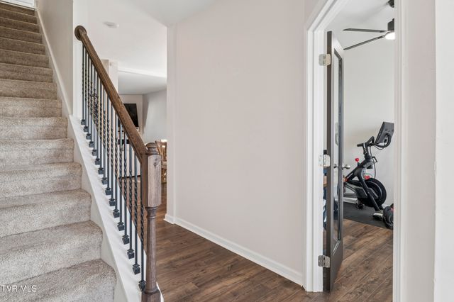 5142 Wildlife Circle, Piney Flats, TN 37686