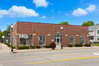 218 S Main Street, Almont, MI 48003