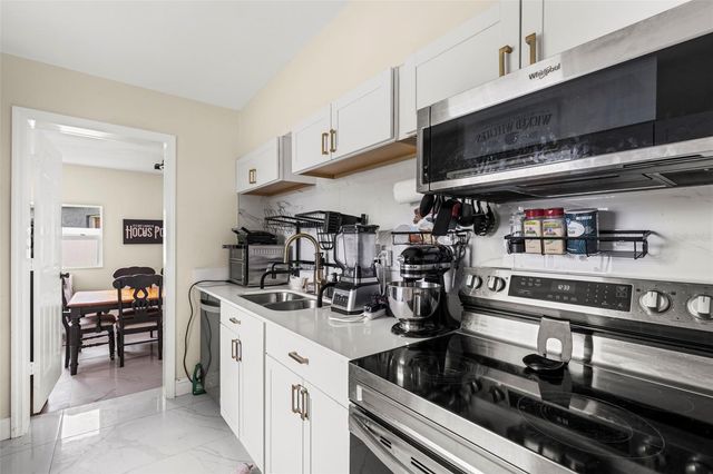 4333 ARCH STREET, Orlando, FL 32808