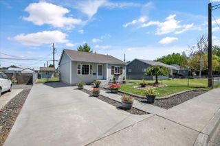 306 Rossell Avenue, Richland, WA 99352