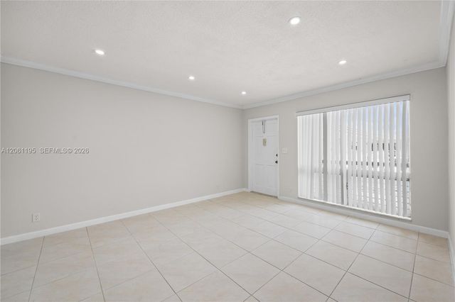 5450 Hollywood Boulevard 202, Hollywood, FL 33021