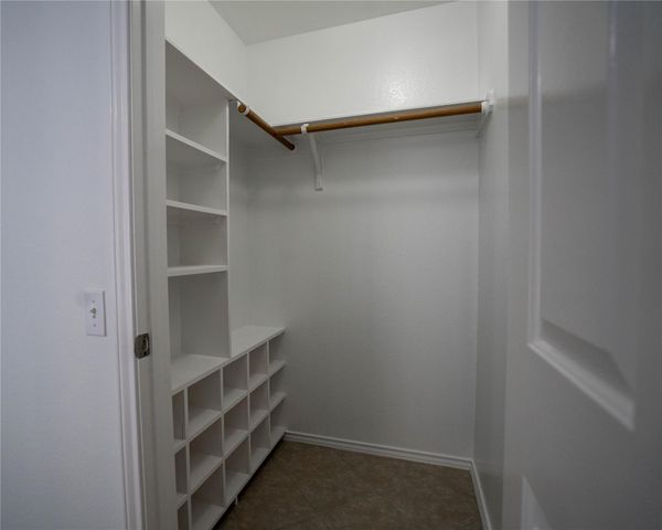 3701 Bronco Bend LOOP, Austin, TX 78744