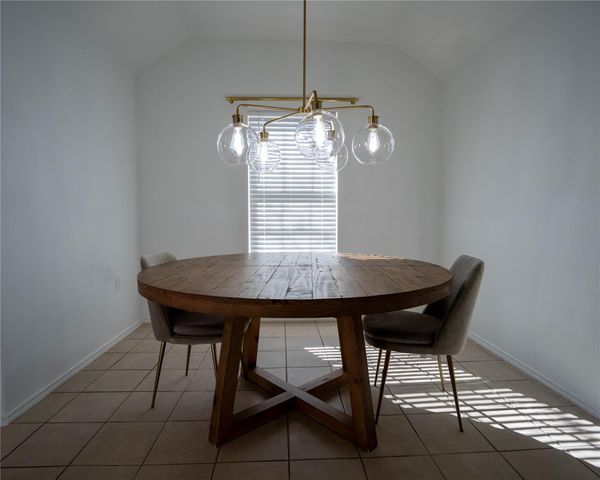 3701 Bronco Bend LOOP, Austin, TX 78744