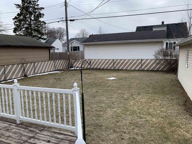 901 PARK STREET, Green Bay, WI 54303