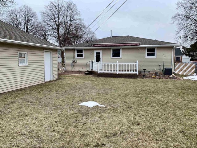 901 PARK STREET, Green Bay, WI 54303