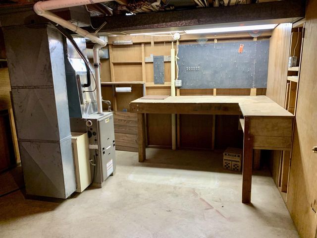 901 PARK STREET, Green Bay, WI 54303