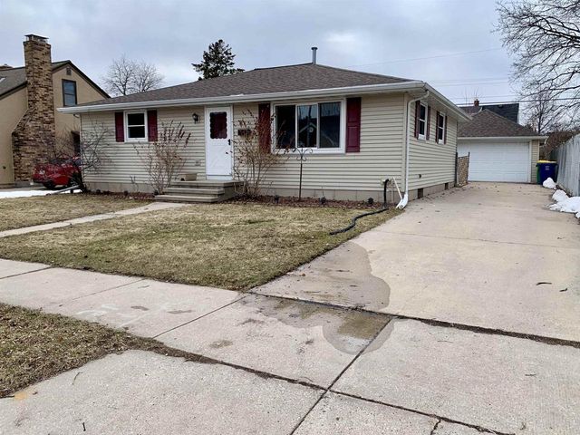 901 PARK STREET, Green Bay, WI 54303