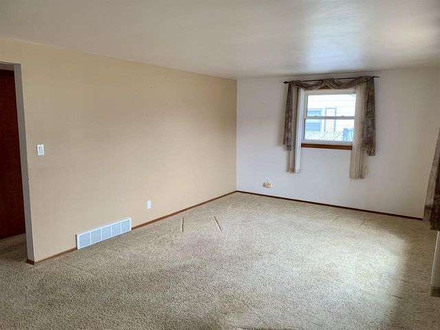 901 PARK STREET, Green Bay, WI 54303