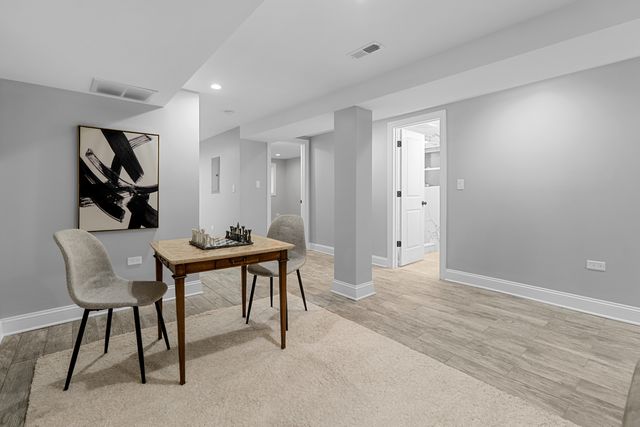 6008 S Carpenter Street, Chicago, IL 60621