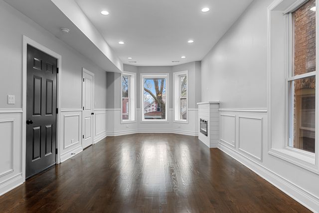 6008 S Carpenter Street, Chicago, IL 60621