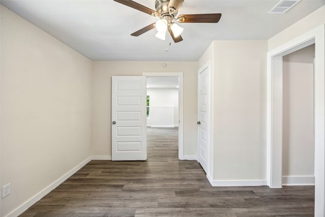 1265 E Maddox Avenue, Fort Worth, TX 76104