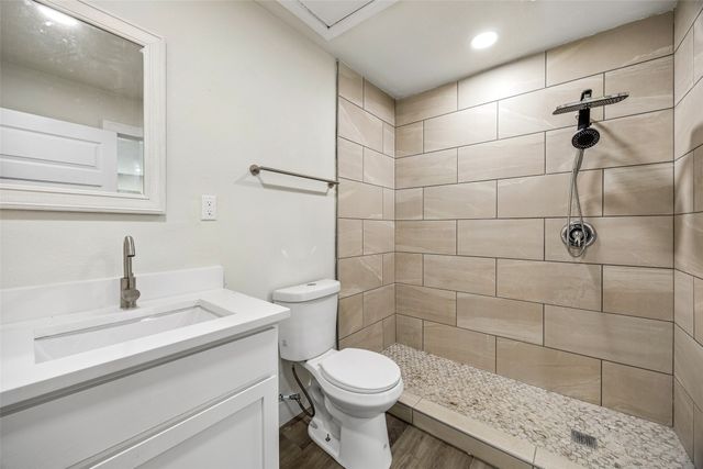 1265 E Maddox Avenue, Fort Worth, TX 76104