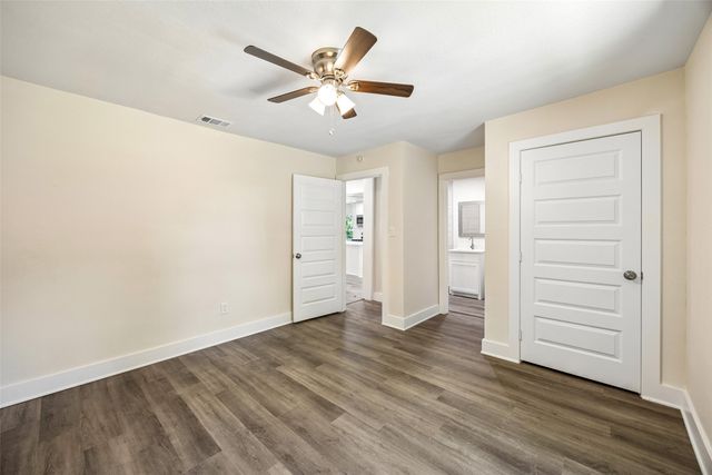 1265 E Maddox Avenue, Fort Worth, TX 76104