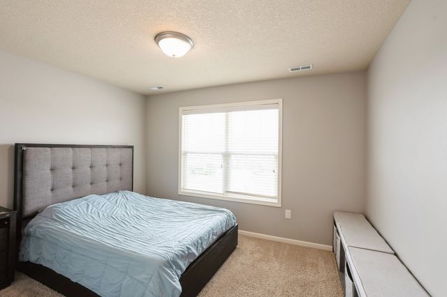 1693 Lakeview Drive, Pleasant Hill, IA 50327