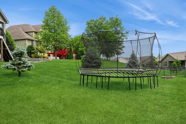 1693 Lakeview Drive, Pleasant Hill, IA 50327