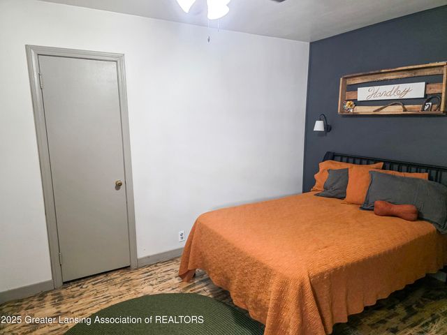 2515 S Martin Luther King Jr Boulevard, Lansing, MI 48910