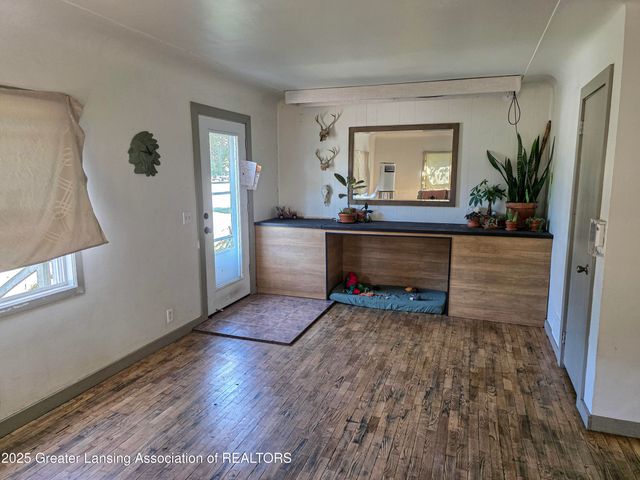 2515 S Martin Luther King Jr Boulevard, Lansing, MI 48910