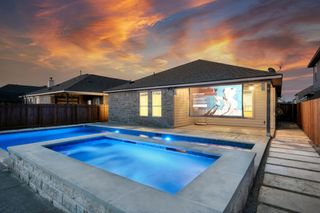 172 Salt Fork DR, Liberty Hill, TX 78642