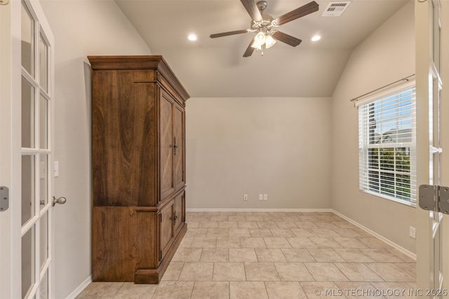 1913 E 132nd Street S, Bixby, OK 74008