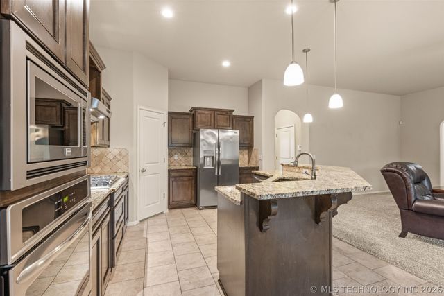 1913 E 132nd Street S, Bixby, OK 74008