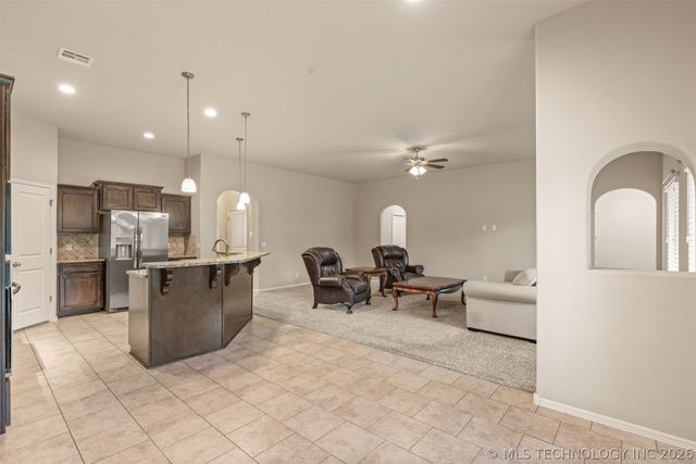 1913 E 132nd Street S, Bixby, OK 74008