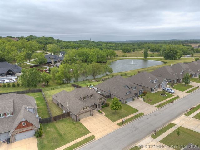 1913 E 132nd Street S, Bixby, OK 74008