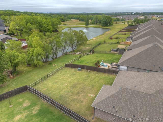 1913 E 132nd Street S, Bixby, OK 74008