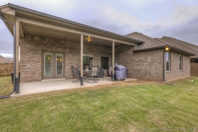 1913 E 132nd Street S, Bixby, OK 74008