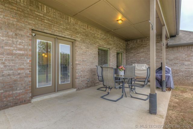1913 E 132nd Street S, Bixby, OK 74008