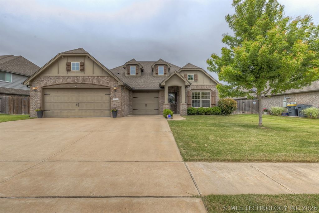 1913 E 132nd Street S, Bixby, OK 74008