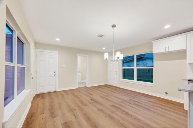 404 W Homan Street, Baytown, TX 77520