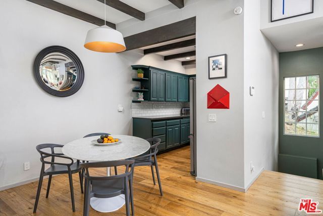 9809 Easton Drive, Beverly Hills, CA 90210