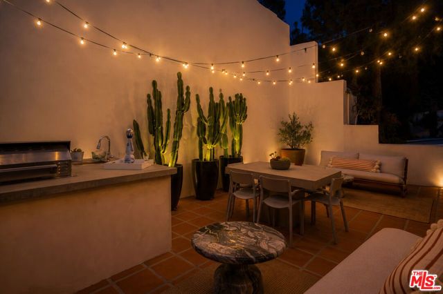 9809 Easton Drive, Beverly Hills, CA 90210