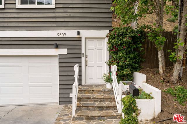 9809 Easton Drive, Beverly Hills, CA 90210