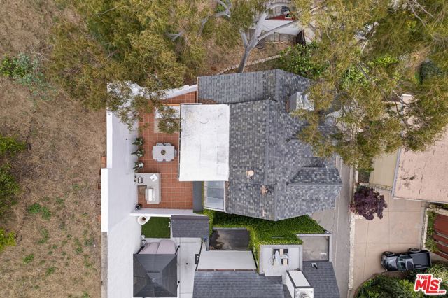 9809 Easton Drive, Beverly Hills, CA 90210