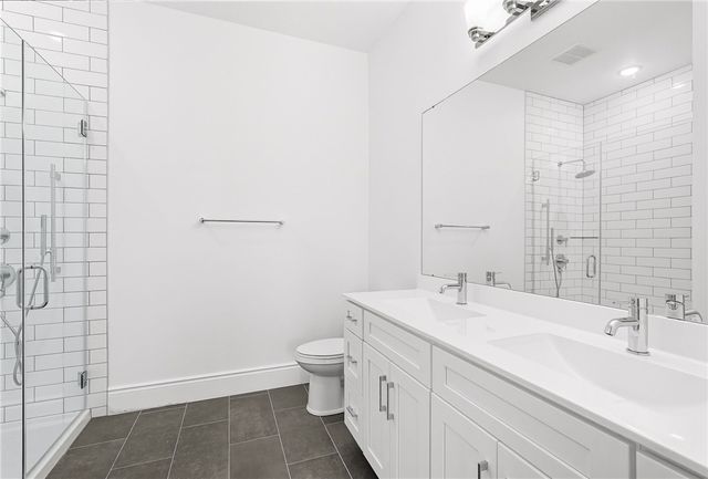 1 1st Street 103, Oakmont, PA 15139