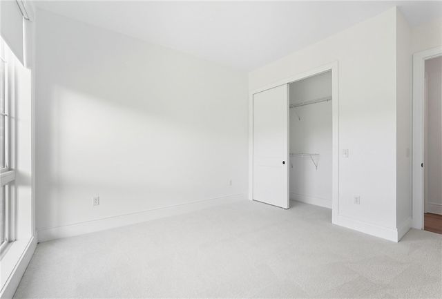 1 1st Street 103, Oakmont, PA 15139