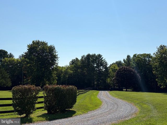 179 CLIFTON RD, Berryville, VA 22611