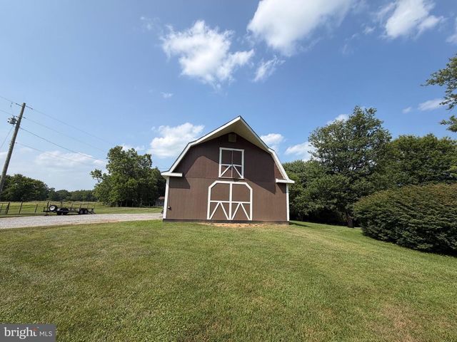 179 CLIFTON RD, Berryville, VA 22611