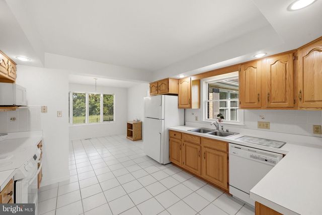 179 CLIFTON RD, Berryville, VA 22611