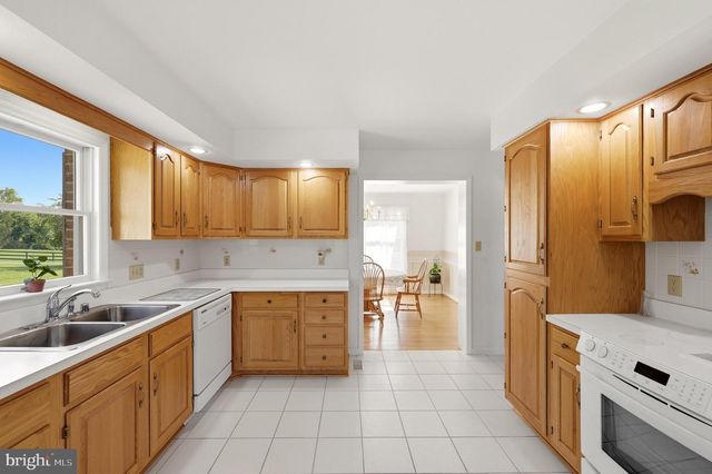 179 CLIFTON RD, Berryville, VA 22611