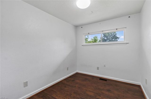2924 Dominion AVE, Norfolk, VA 23518
