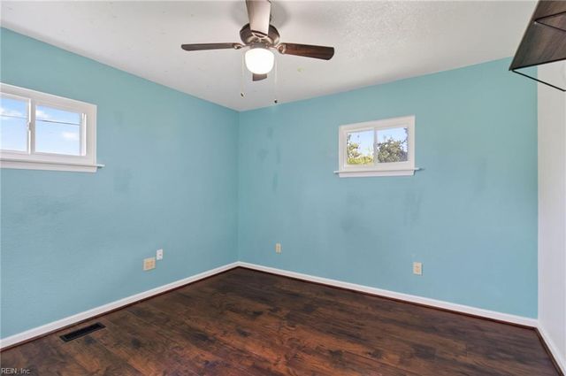 2924 Dominion AVE, Norfolk, VA 23518