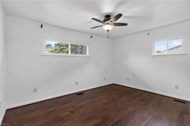 2924 Dominion AVE, Norfolk, VA 23518
