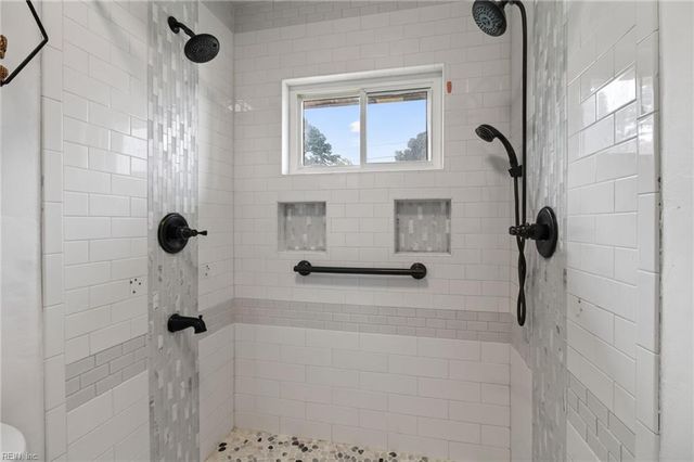 2924 Dominion AVE, Norfolk, VA 23518