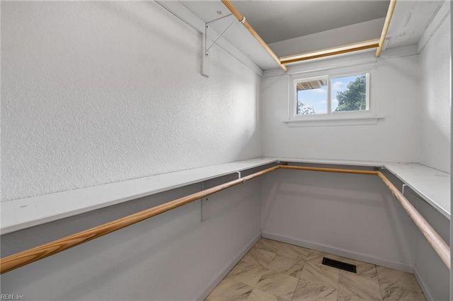2924 Dominion AVE, Norfolk, VA 23518