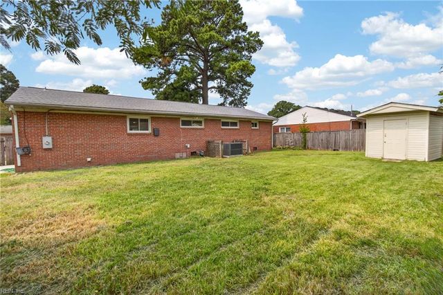 2924 Dominion AVE, Norfolk, VA 23518