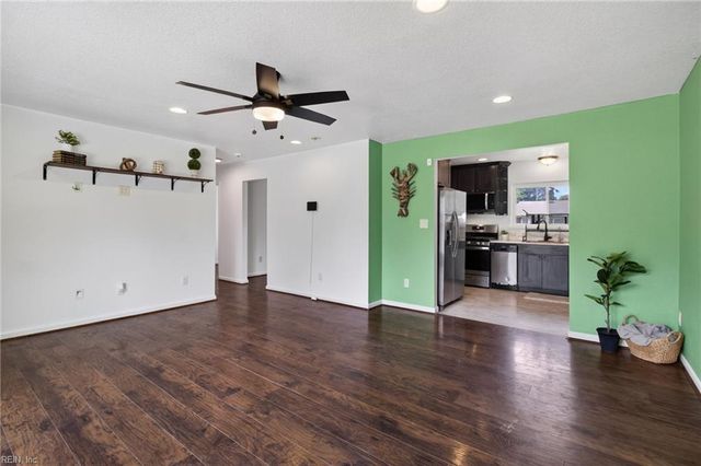 2924 Dominion AVE, Norfolk, VA 23518