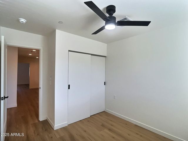 2502 E PARADISE Lane 2, Phoenix, AZ 85032